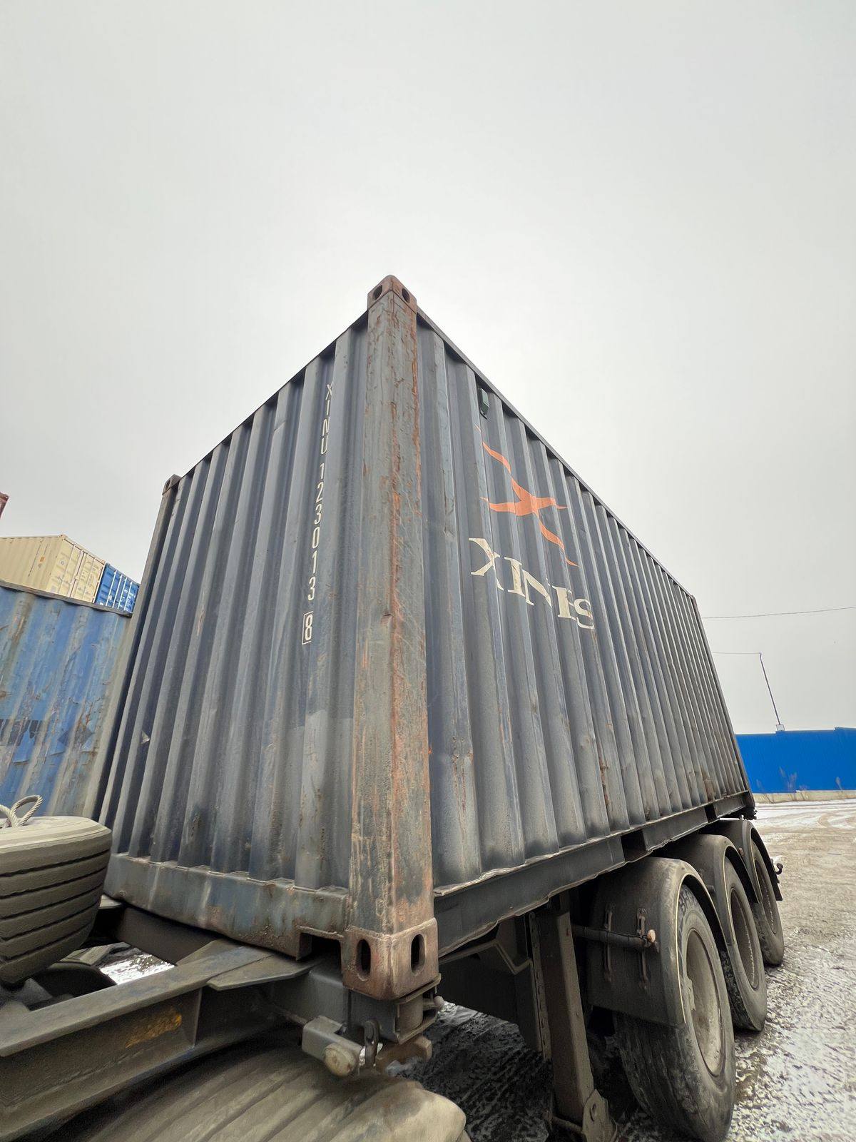 Морской контейнер XINU1230138